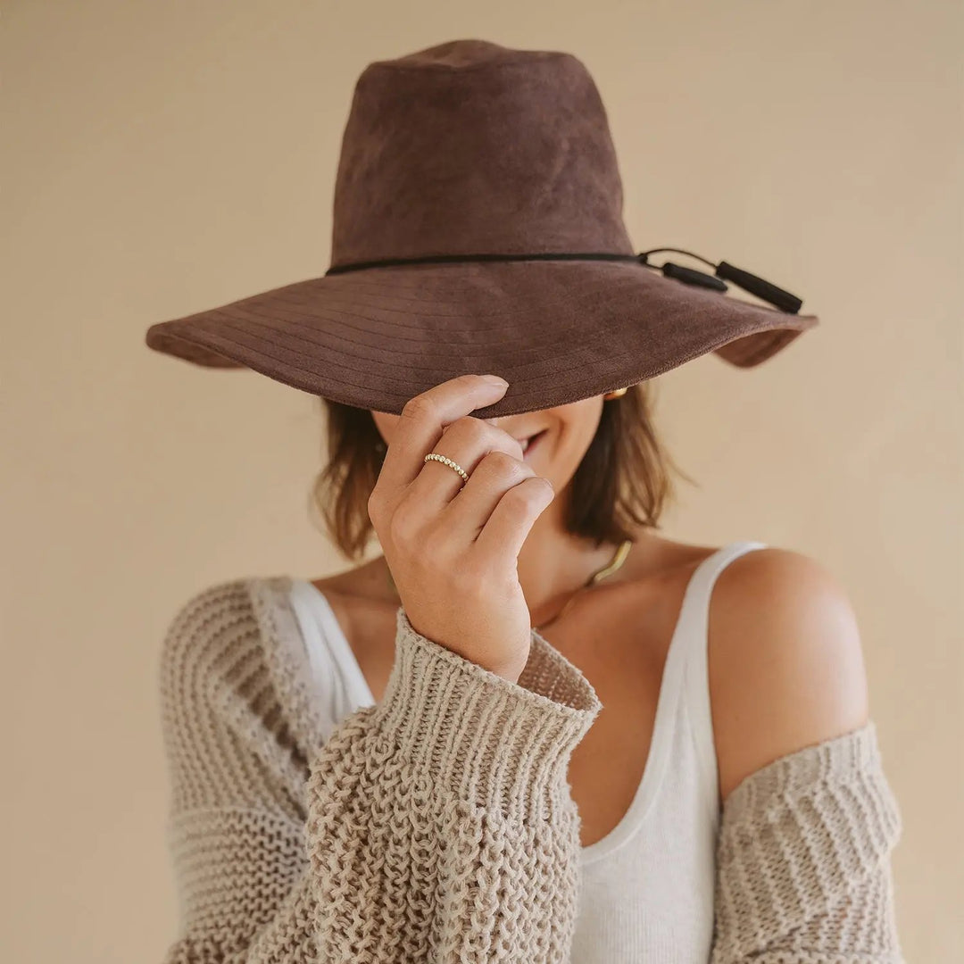 Celeste Fedora