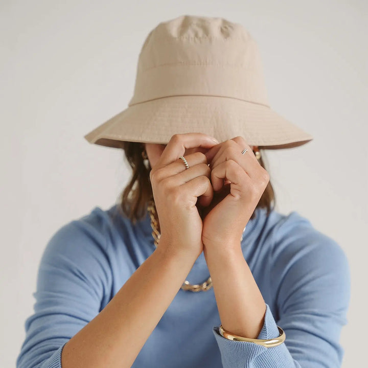 Ella Bucket